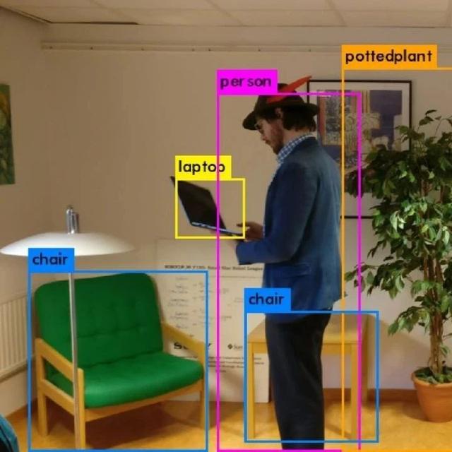 视觉理解大突破！AI'一眼洞穿万物'：分割+语义+描述，一键全知全能！