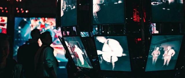 Deepseek应用指南:自媒体/电商/教育/开发/法律/本地生活等