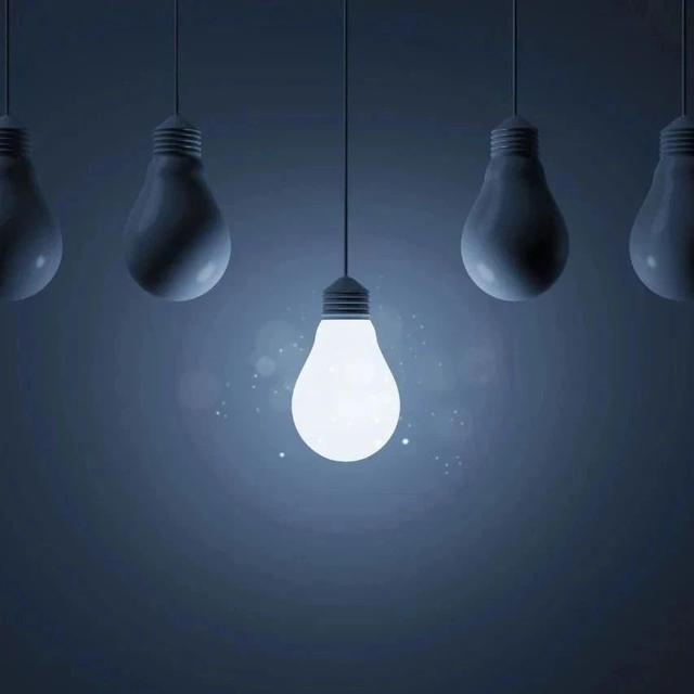 Deepseek应用指南：自媒体/电商/教育/开发/法律/本地生活等